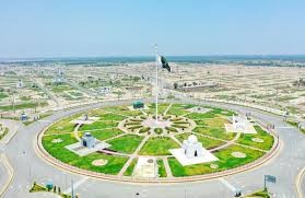 DHA Multan block U kanal plot park facing investment rate for sale