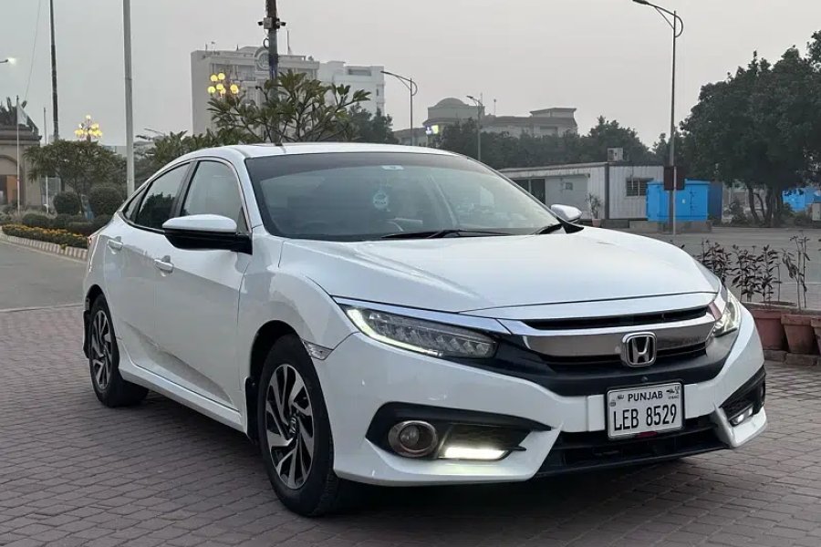 کل حقیقی بالکل نئے ٹائر ہموار ڈرائیو