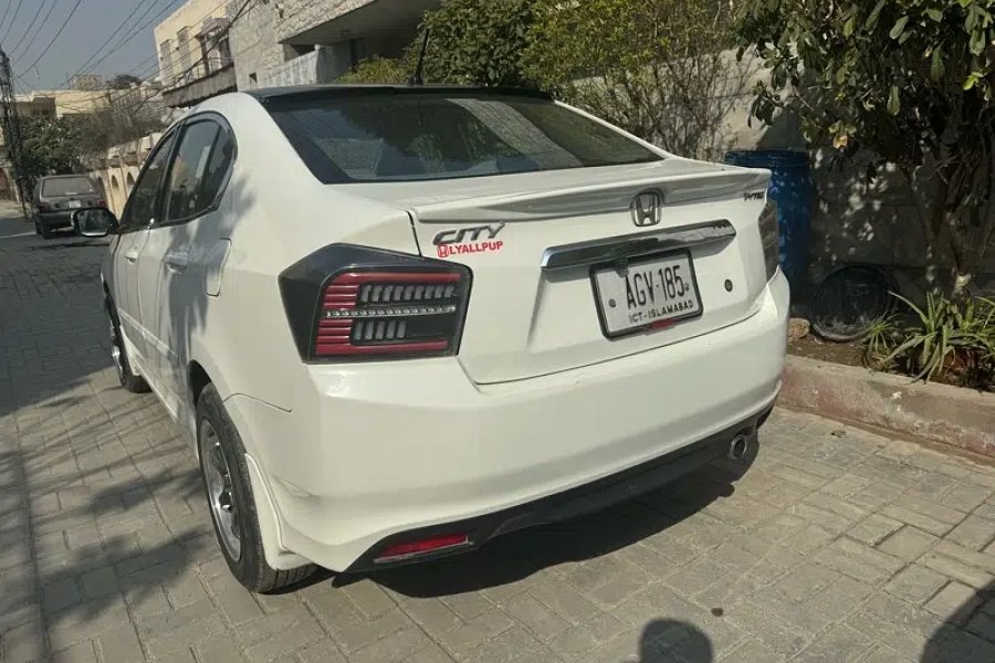 Honda City IVTEC 2017 Model For Sale