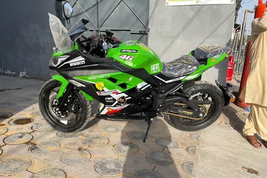 سب سے سستی بالکل نئی ہیوی بائیک 200cc اور 250cc اسپورٹس ریسنگ ننجا