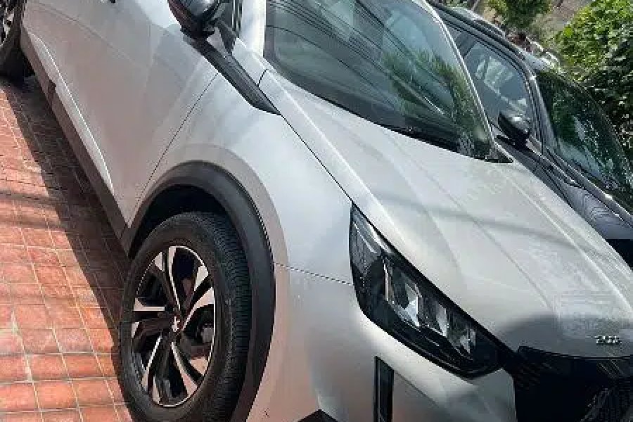 Peugeot بہترین حالت میں