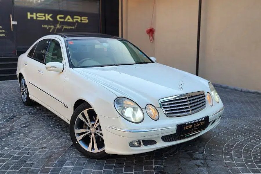 Mercedes Benz E200 Elegance