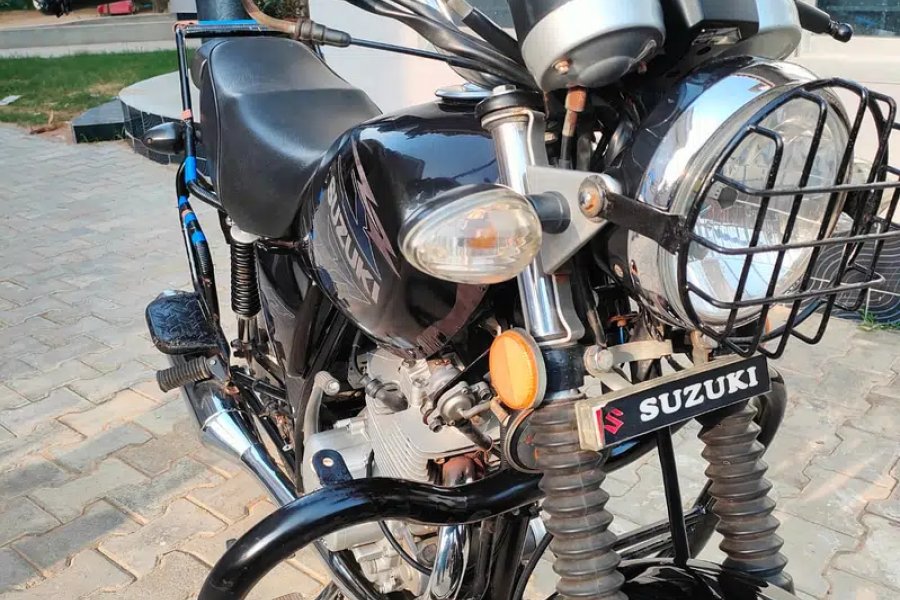 Suzuki gs150