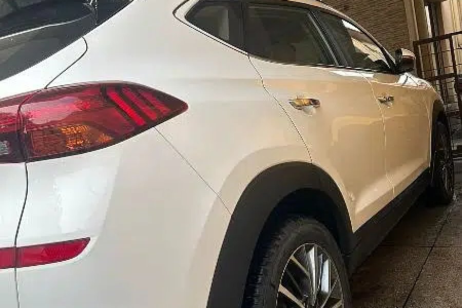 Hyundai Tucson AWD حتمی
