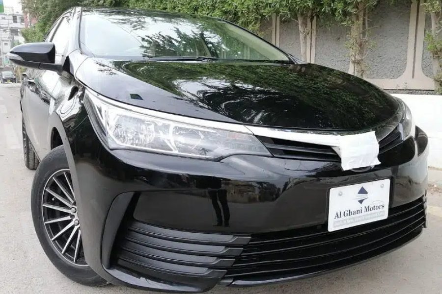 TOYOTA COROLLA 1.3 XLI (FACELIFT) MODEL 2017 REG 2017 BLACK COLOUR