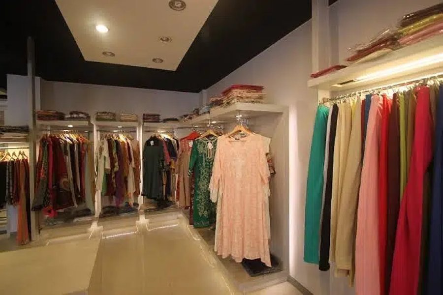 Rent 4 Lac - Shops Available For Sale In Lower Ground And Ground Floors In Multinational Hotel Chain With Handsome Running Rent.