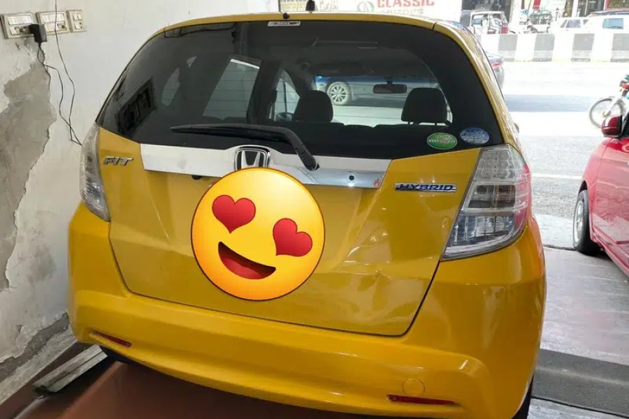 ہونڈا فٹ ہائبرڈ برائے فروخت