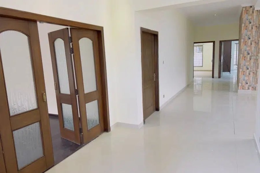 Reserve A On Excellent Location House Of 7 Marla Now In G-11 for Sale