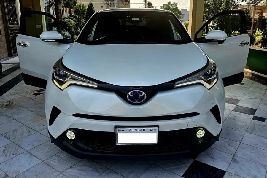2018 TOYOTA CHR G LED HYBIRD