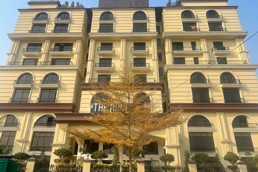 آرچ میں 1750 اسکوائر فٹ فلیٹ کرایہ پر حاصل کریں۔