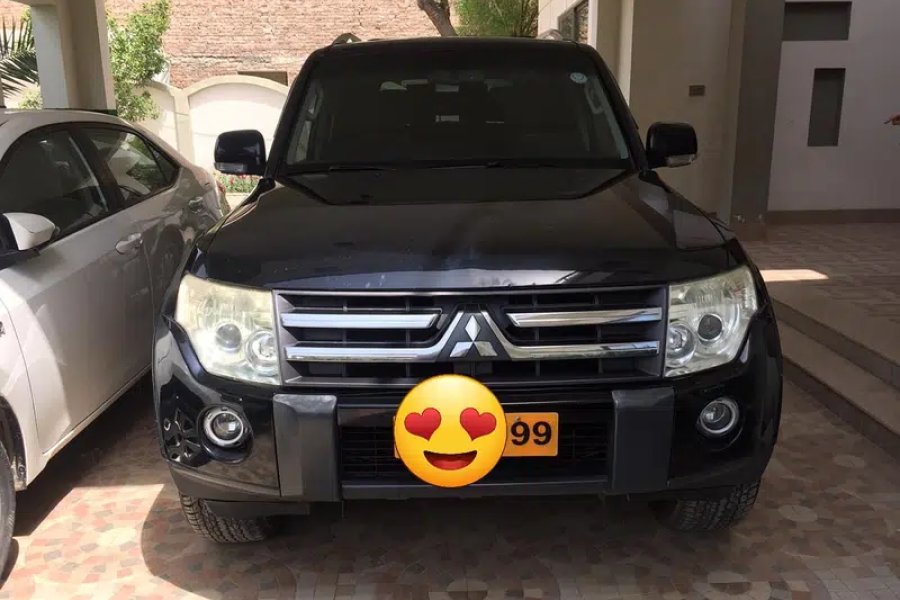 Mitsubishi Pajero 2008 Model Town A, Bahawalpur