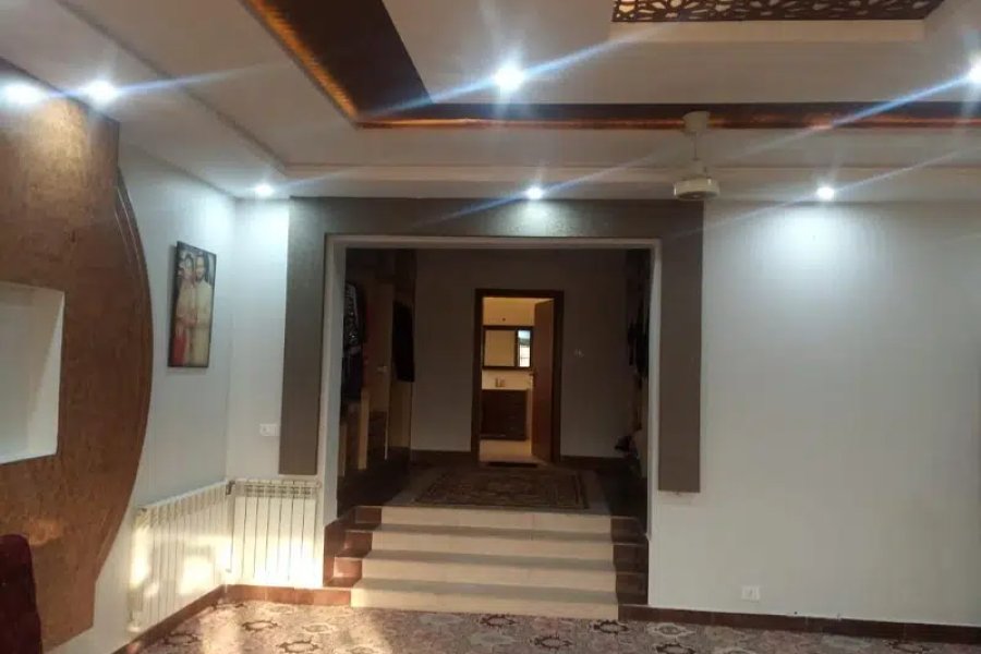 سنگل اسٹوری ہاؤس برائے فروخت- گھر کی تلاش یہاں ختم کریں اور اب I-8 فروخت کریں۔