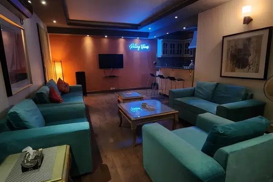 ڈیلی بیسز اپارٹمنٹ F-11