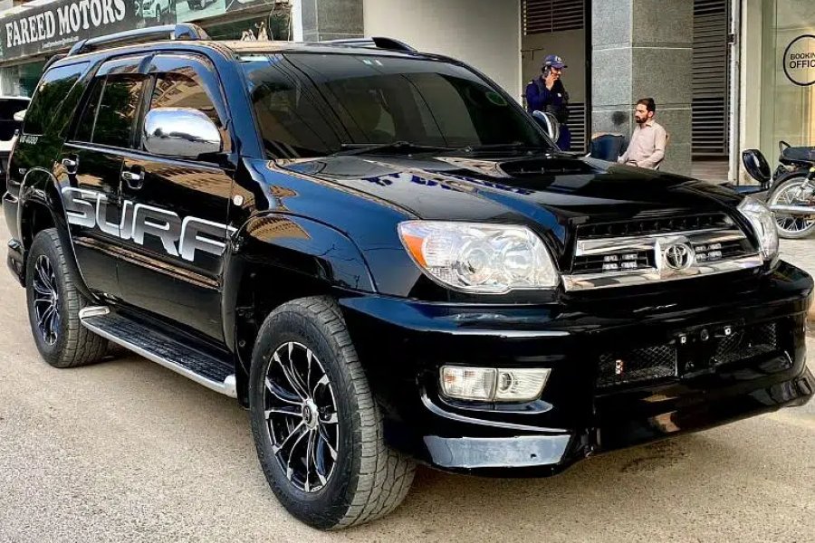 ٹویوٹا سرف ایس ایس آر ایکس - ماڈل 2004 گلستان جوہر، کراچی