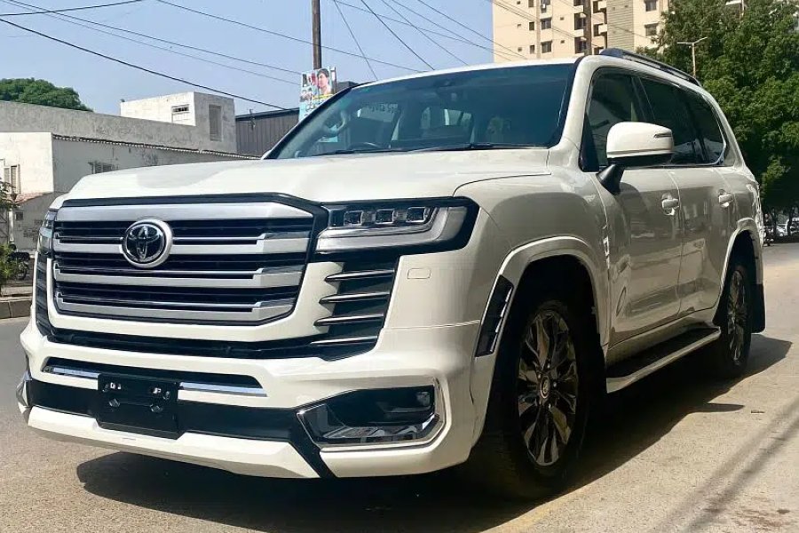 ٹویوٹا لینڈ کروزر AXG - LC 300 - ماڈل 2007 خالد بن ولید روڈ، کراچی