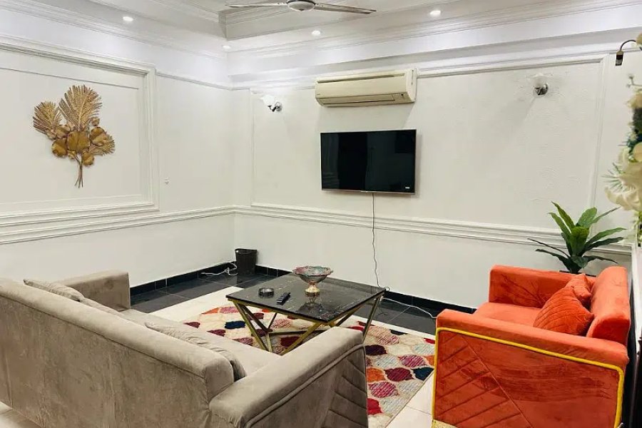 Daily basis Two bedrooms luxurious apartment F-11 Markaz