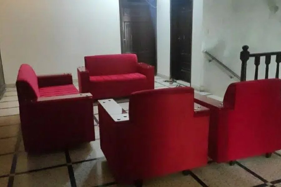 G-11/2 میں جوبیئنز اور یونیورسٹی کے طلباء کے لیے گرلز ہاسٹل