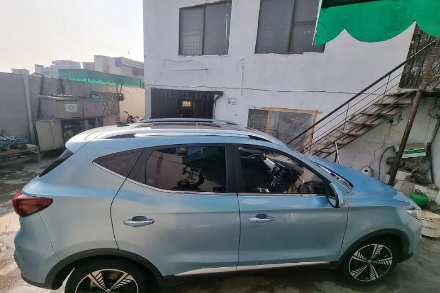 Mg Zs Ev 2022 سیالکوٹ کا بہترین