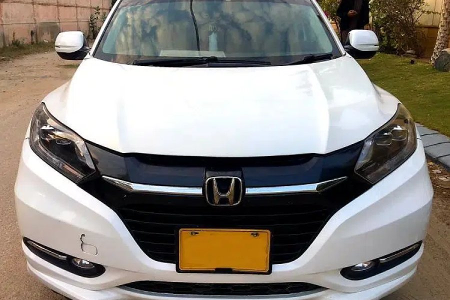Honda Vezel Z-Package Gulshan-e-Iqbal, Karachi
