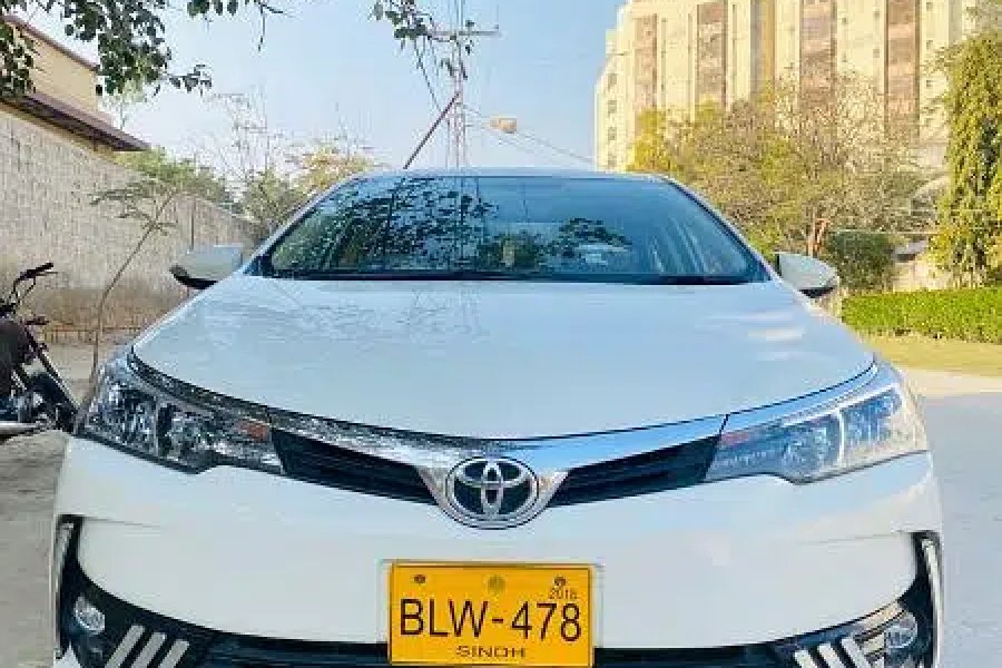 ٹویوٹا GLI 2018 B2B اصلی سکریچ لیس حسین آباد، حیدرآباد