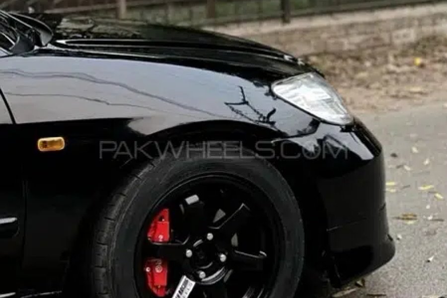 Honda Civic (2004) VTI 1.6 Gawalmandi, Lahore