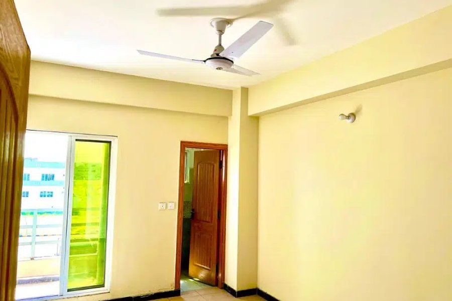 2 بیڈروم فلیٹ برائے فروخت F-17 اسلام آباد فرسٹ فلور سوئی گیس بجلی پانی کی فراہمی دستیاب ہے۔