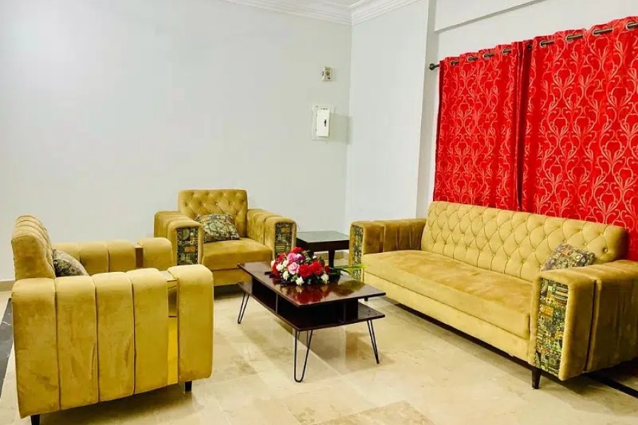 F-11 Markaz Beautiful Fully Renovated 1 Bed 1 Bath Tv lounge Kitchen Car Parking Fully Furnished Apartment Available on Rent