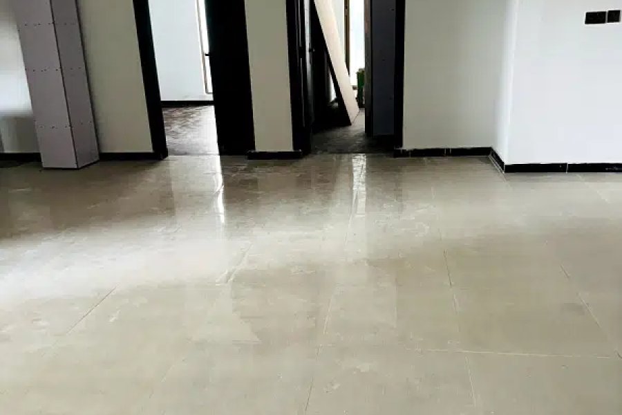 E11/4 بالکل نیا 2 بیڈروم غیر فرنشڈ اپارٹمنٹ کرایہ پر دستیاب ہے۔