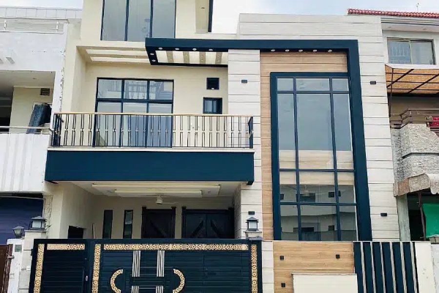 فیصل ٹاؤن بلاک اے-ایف۔ 18 میں 8 مرلہ مکان 20 لاکھ میں برائے فروخت