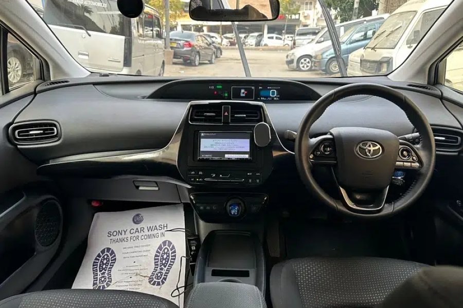 ٹویوٹا پرائس ہائبرڈ ماڈل 2020 بحریہ ٹاؤن، اسلام آباد