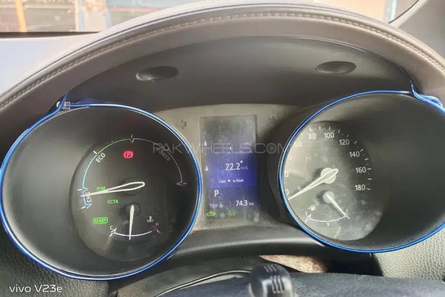 Toyota C-HR G-LED 2018 Vehari Road, Multan