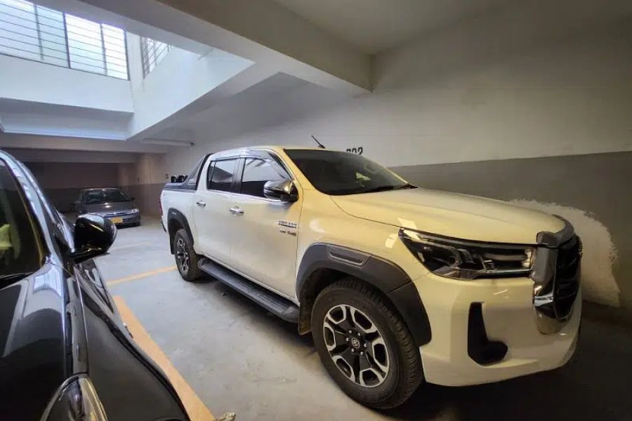 ریوو 2022 ماڈل پارکنگ سینسر گلستان جوہر بلاک 15، کراچی