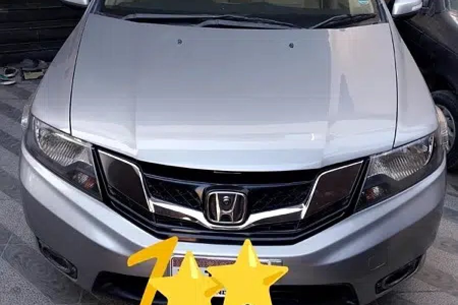 1500 سی سی 9/10 پرفیکٹ کنڈیشن ڈی ایچ اے فیز 4، کراچی