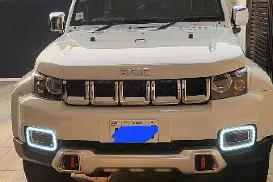 BJ40 BAIC جیپ ڈی ایچ اے فیز 5، لاہور میں فروخت کے لیے تقریباً نئی