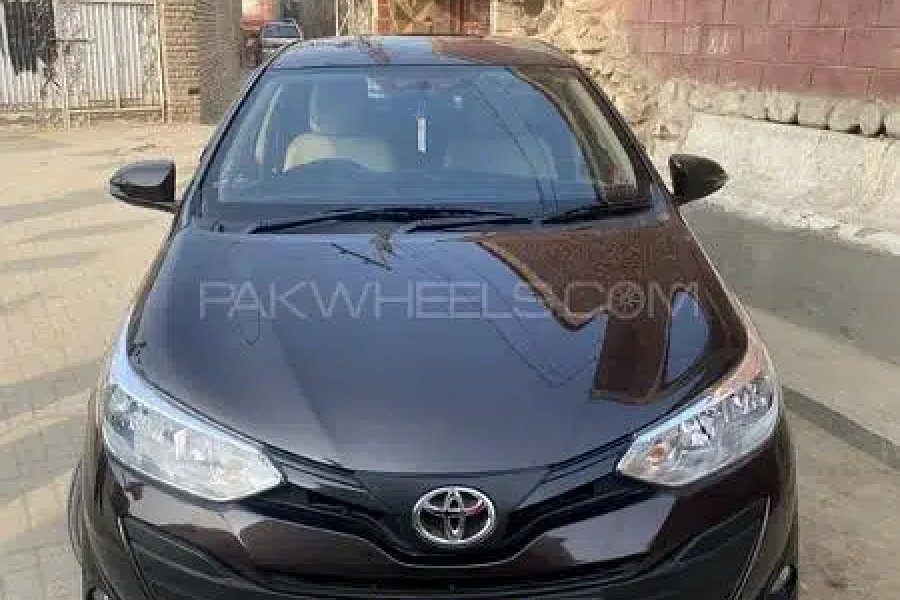 ٹویوٹا یارس جی ایل آئی سی وی ٹی 1.3 ماڈل 2021 شاہی باغ روڈ، شکارپور