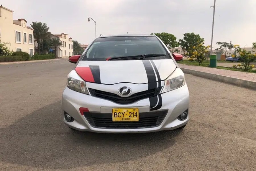 Toyota Vitz F 1.0 North Nazimabad, Karachi