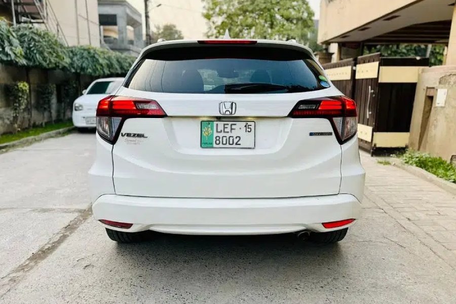 ہونڈا ویزل زیڈ پیکیج بحریہ ٹاؤن، لاہور