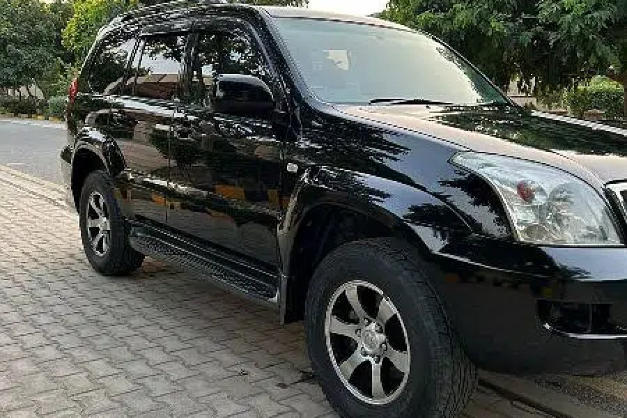 پراڈو 3400cc پیٹرول علی پورہ روڈ، گجرات