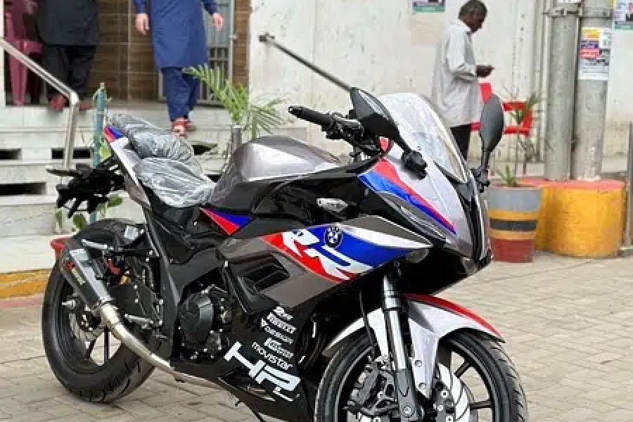 Super sports replica bike M.A. Jinnah Road, Karachi