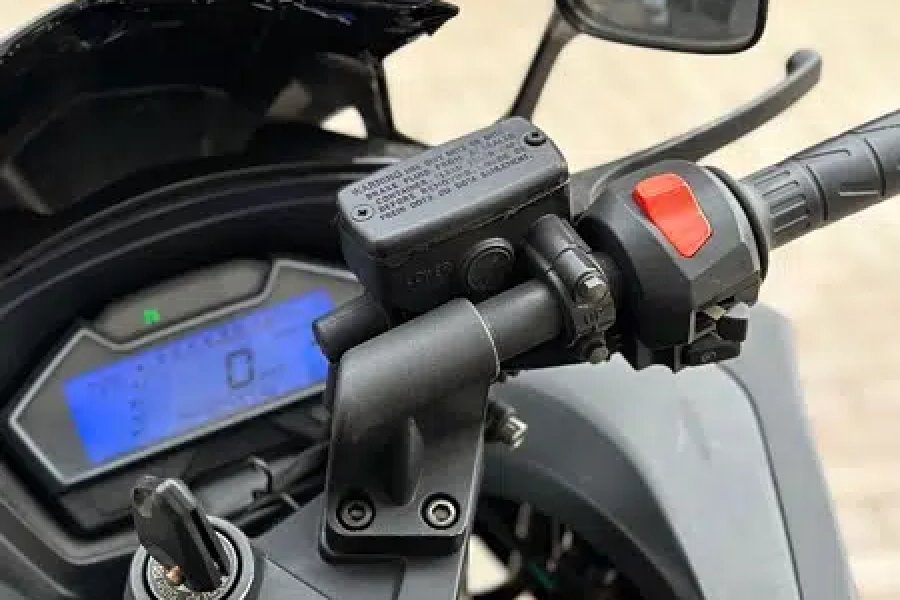 USED HEAVY REPLICA BIKE M.A. Jinnah Road, Karachi