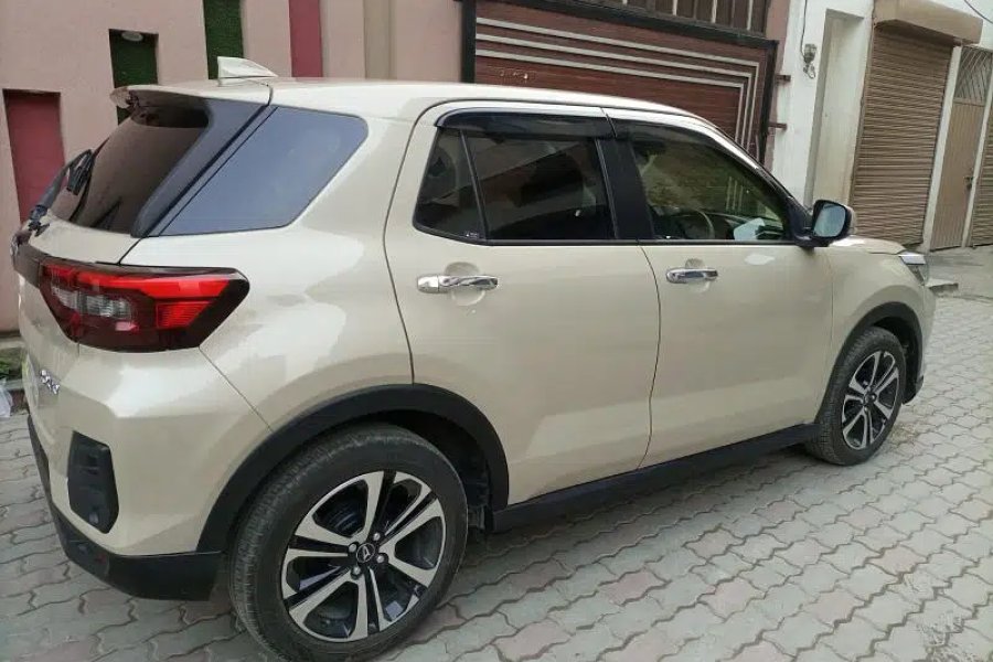 Daihatsu rocky Nishtar Colony, Lahore