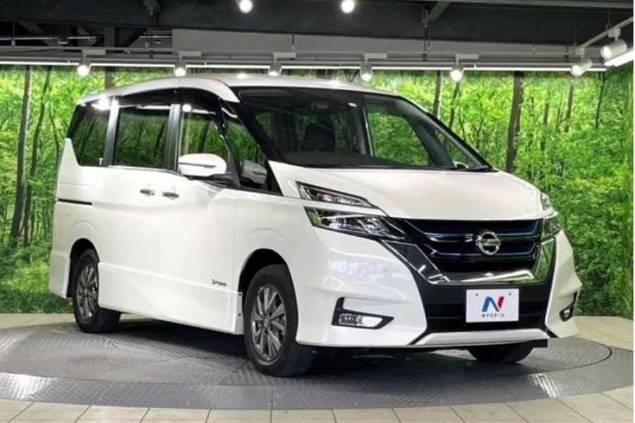 نسان سرینا 2018/2024 4 گریڈ نیلامی قابل تصدیق سرینا 2018 ماڈل جیل روڈ، لاہور