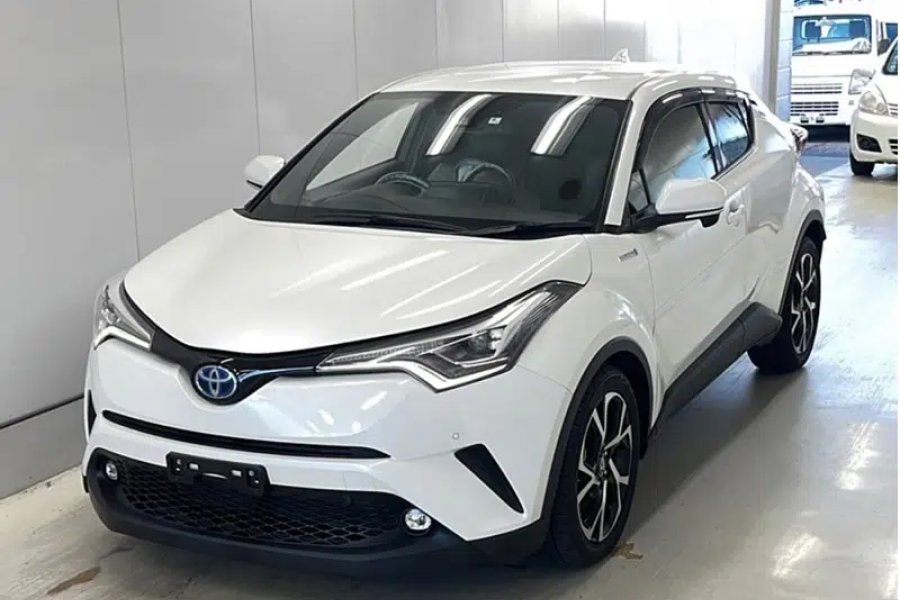 TOYOTA CHR G LED 2018/2024 4.5 Grade CHR 2018 C-HR 2018 G LED CHR 2019 Johar Town Phase 1, Lahore