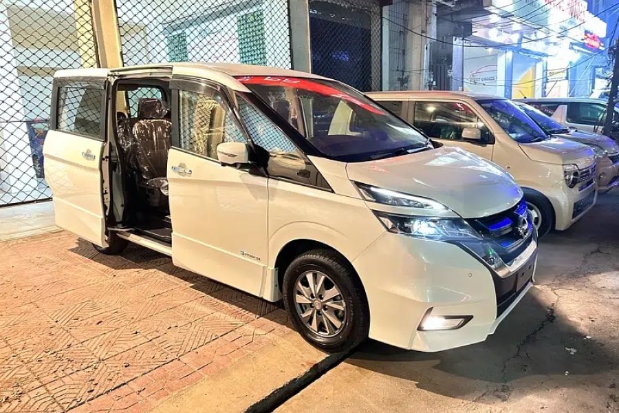 NISSAN SERENA 2018 MODEL 2024 IMPORT 4 GRADE GENUINE SARENA 2018 Johar Town Phase 1, Lahore
