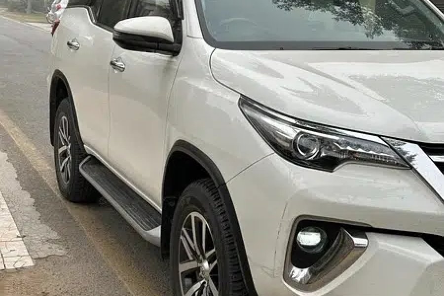 ٹویوٹا فارچیونر سگما 2.8 2018 حاجی پورہ روڈ، سیالکوٹ