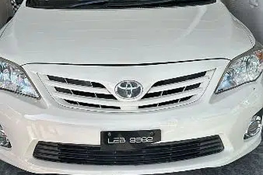 toyota corolla gli automatic 1.6 white colour KDA Kohat, Kohat