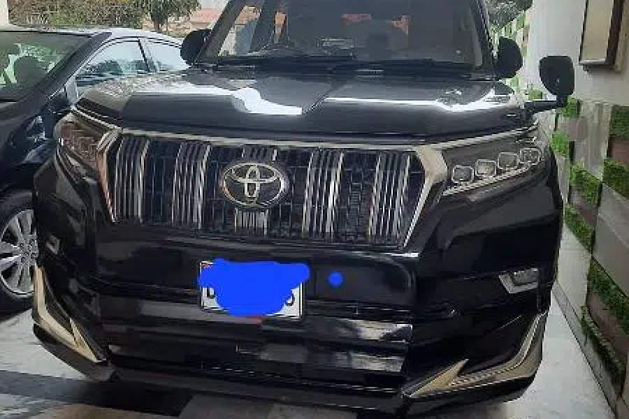 Toyota Prado 2002 uplifted into 2023 Model Garden Town, Lahore