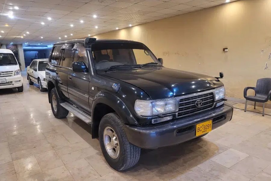 Toyota Land Cruiser Model 1991 Chungi No 9, Multan