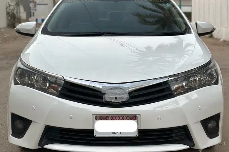 Toyota Corolla 1.6 2017 Gulshan-e-Iqbal Town, Karachi