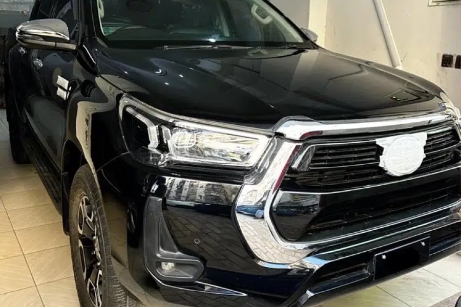 Toyota Revo 2023 Gulistan-e-Jauhar, Karachi